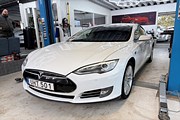 Tesla Model S 85 MCU2 378hkFreeCharge