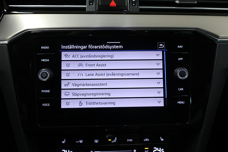 Volkswagen Passat 2.0 TDI SC 4M 200hk *Hjulkampanj!* R-Line