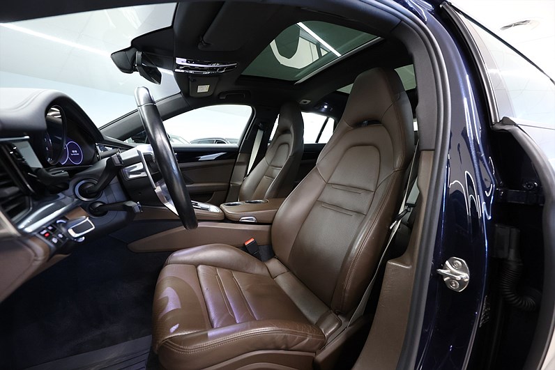 Porsche Panamera 4 E-Hybrid Sport Turismo SportDesign Pkt Pano 360-Kam