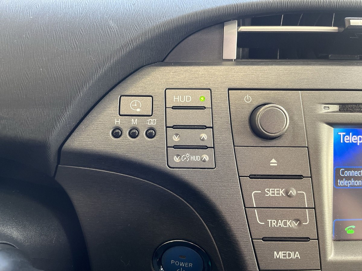 Toyota Prius Plug-in Hybrid 1.8 VVT-i + 3JM Plug-in CVT, 136hk, 2014