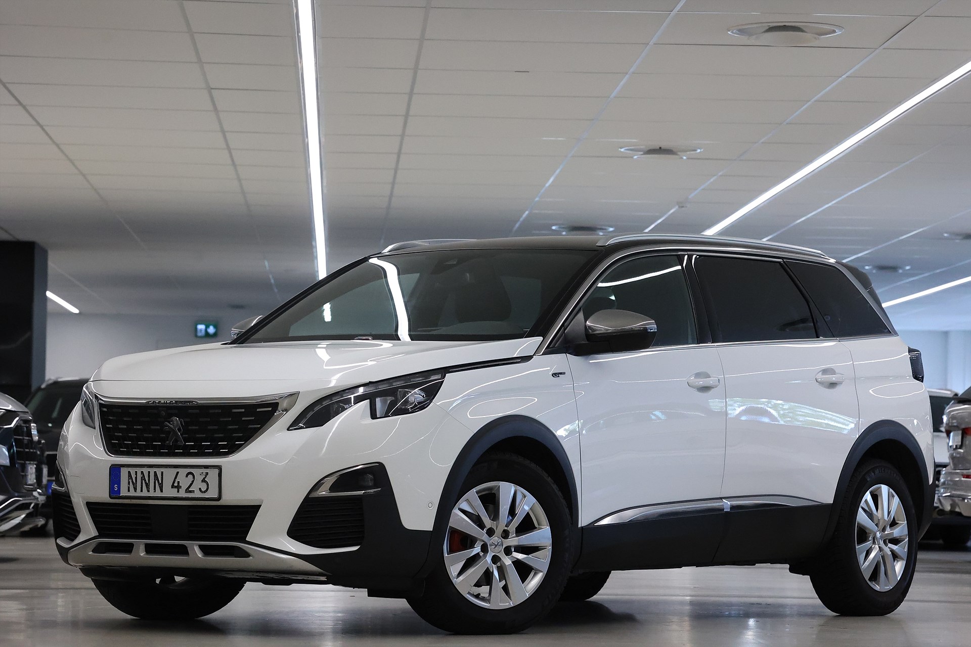 Peugeot 5008 2.0 BlueHDi 181hk *Hjulkampanj!* GT Line Focal 7-sits Drag