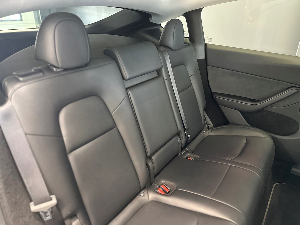 Tesla Model Y – bild 22