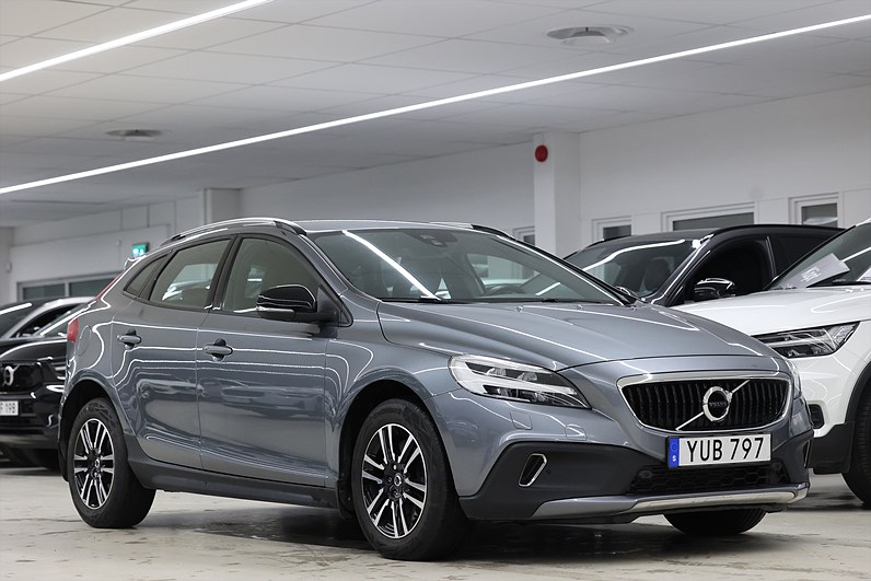 Volvo V40 Cross Country T3 152hk *Hjulkampanj!* Pro Edt Läder