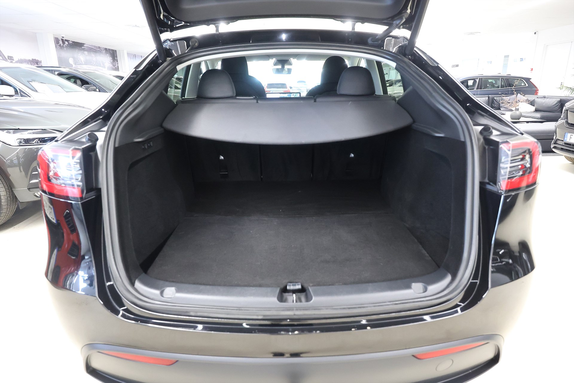 Tesla Model Y Performance 534hk Pano Navi Läder