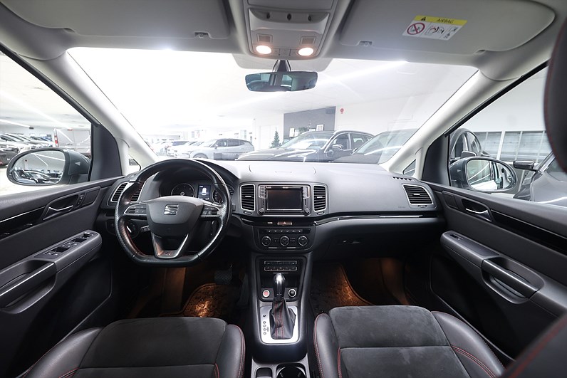 SEAT Alhambra 2.0 TDI 4Drive 184hk FR-Line Navi Drag Värmare