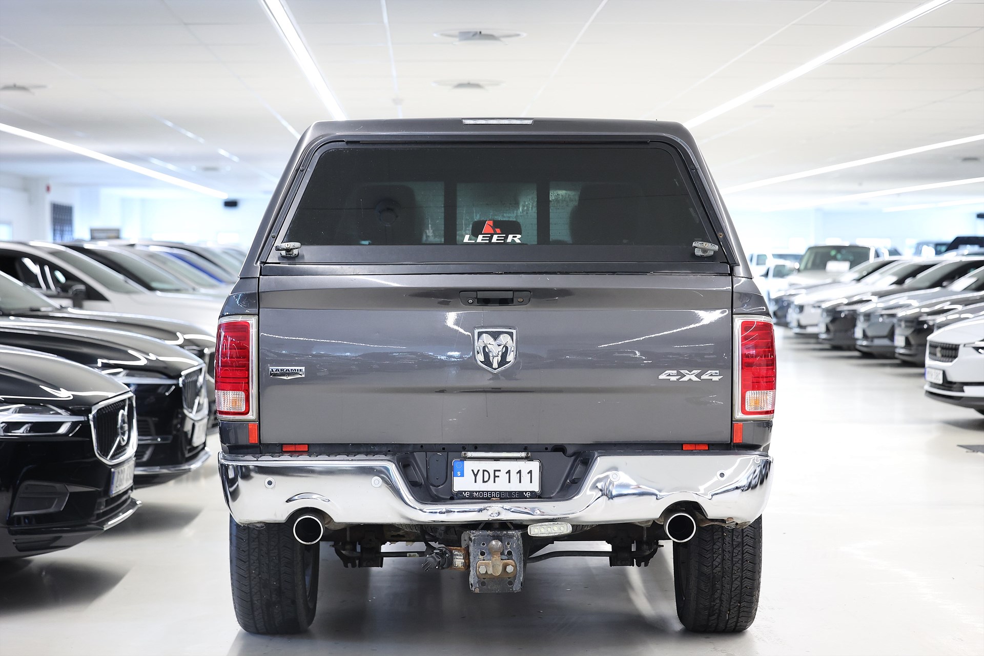 Dodge RAM 1500 3.0 V6 EcoDiesel 4x4 Laramie Kåpa Drag MOMS