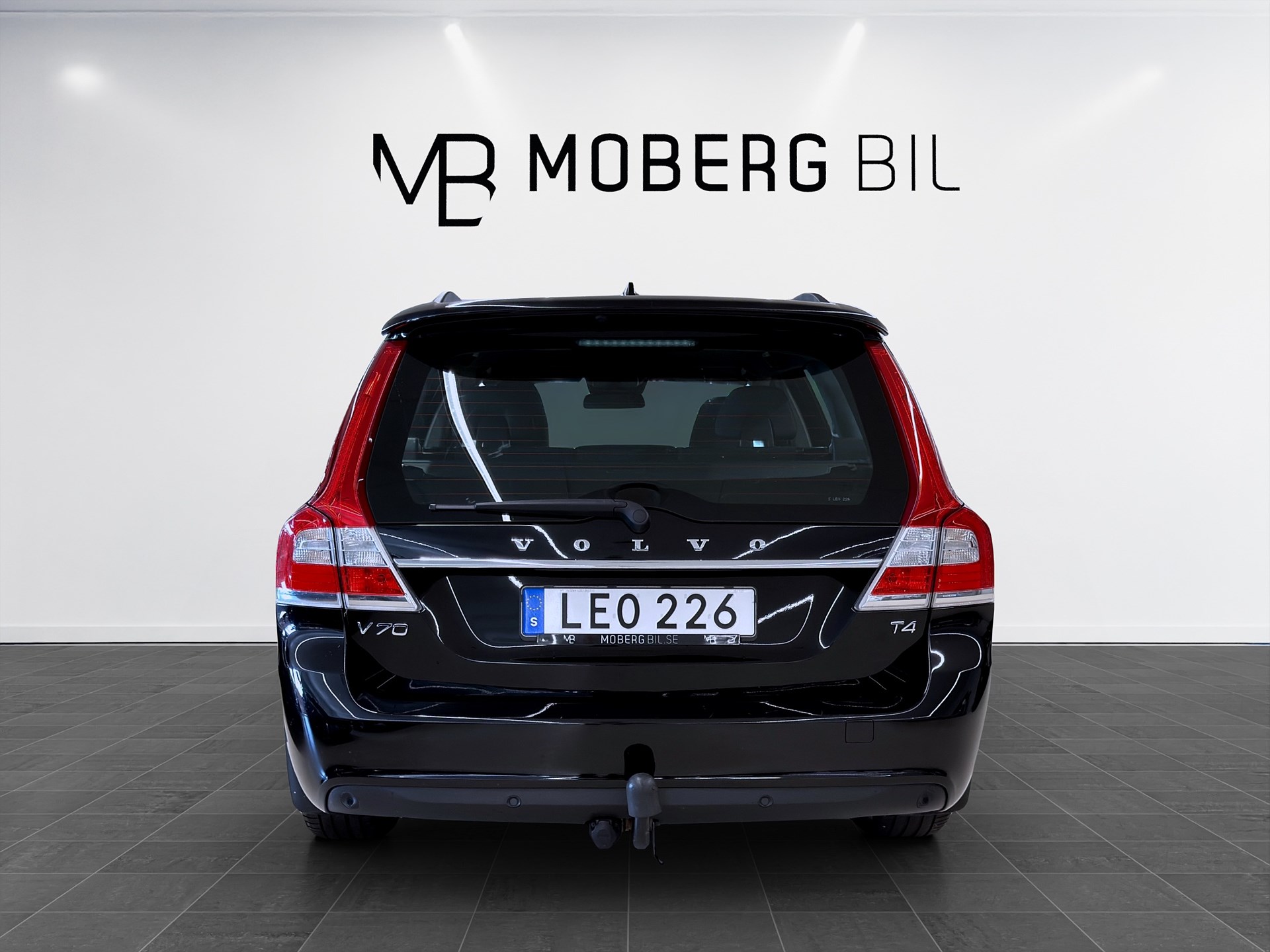 Volvo V70 T4 190hk Kinetic Värmare Drag Årsskatt 1086kr