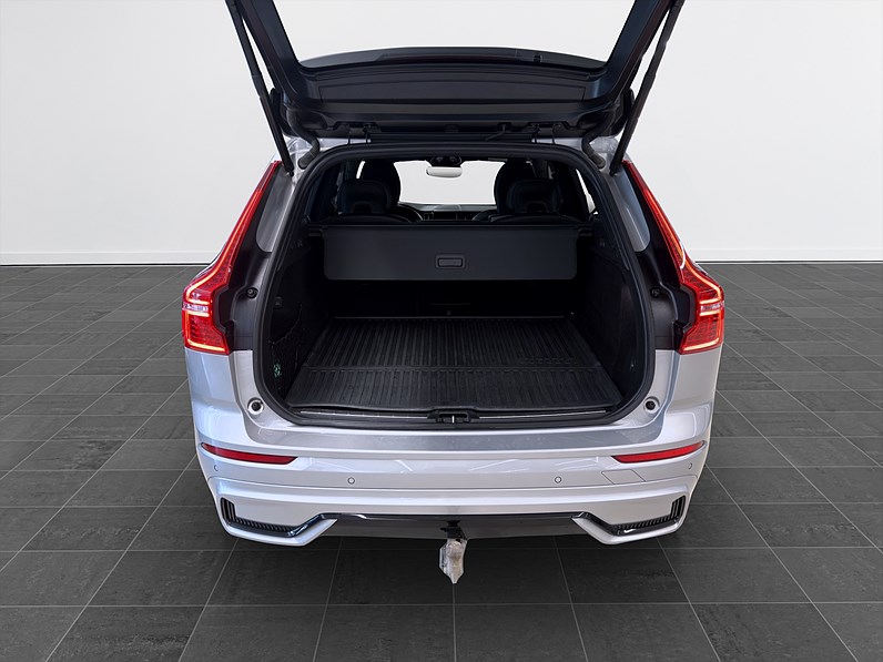 Volvo XC60 Recharge T6 350hk Plus Dark Drag B-Kamera H/K