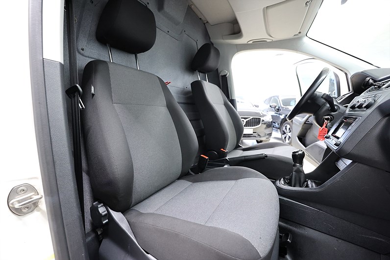 Volkswagen Caddy 2.0 TDI 102hk Drag V-inrett PDC Värmare MOMS