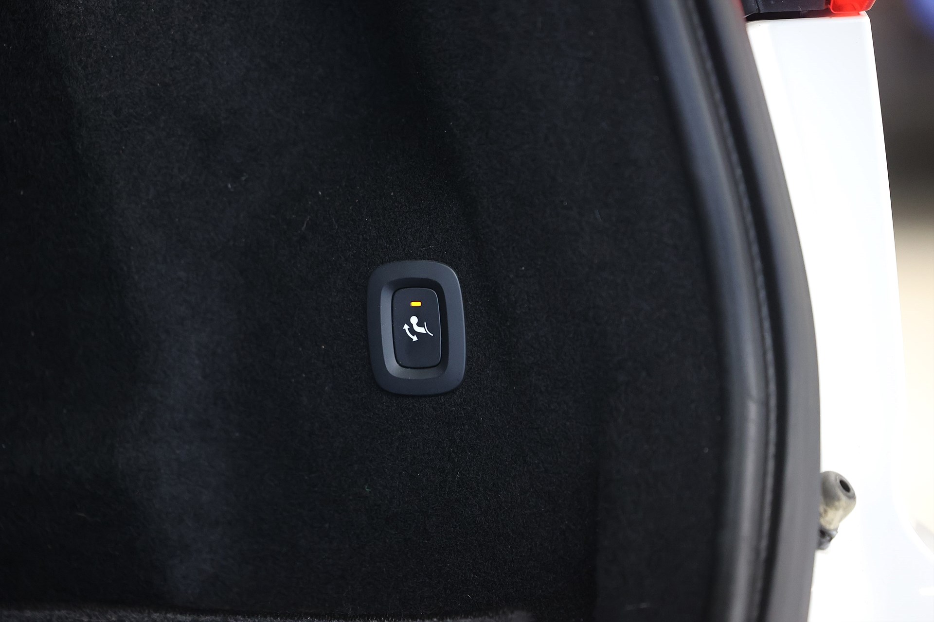 Volvo XC60 T5 250hk Momentum Keyless Läder Navi Värmare B-Kamera