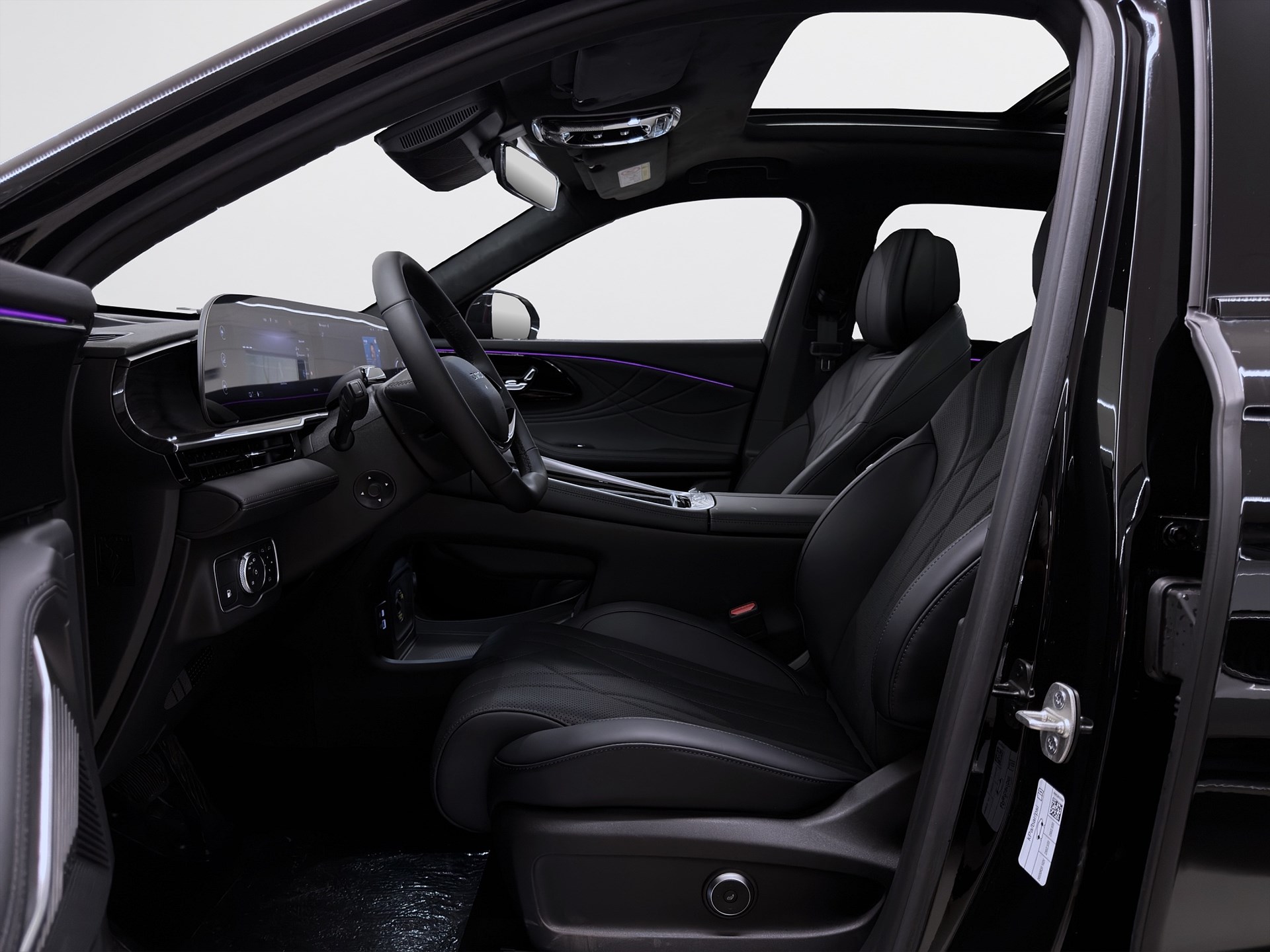 Omoda 9 AWD Super Hybrid * 3,99% Ränta* Leveransklar Maxutrustad