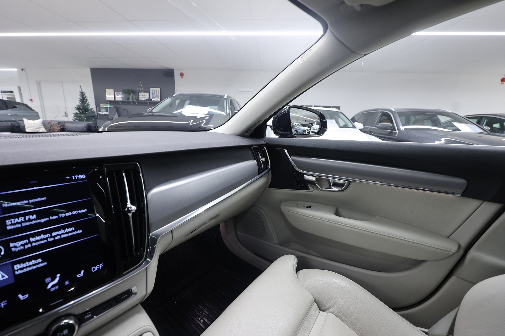 Volvo V90 D4 AWD 200hk Polestar Momentum HUD H/K