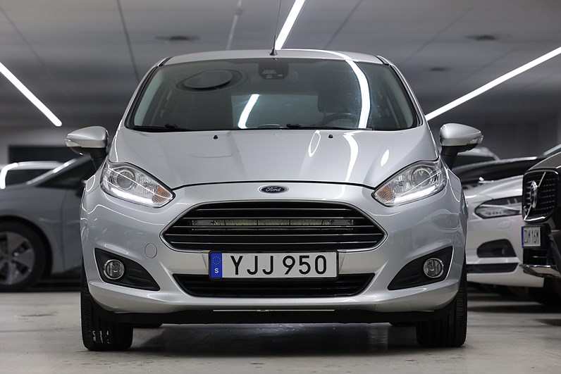 Ford Fiesta 1.0 EcoBoost 100hk *Hjulkampanj!* Titanium PDC Farth