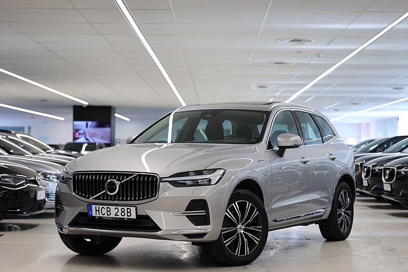 Volvo XC60 T6 AWD Recharge 340hk Inscription Orrefors Pano Drag H/K MOMS