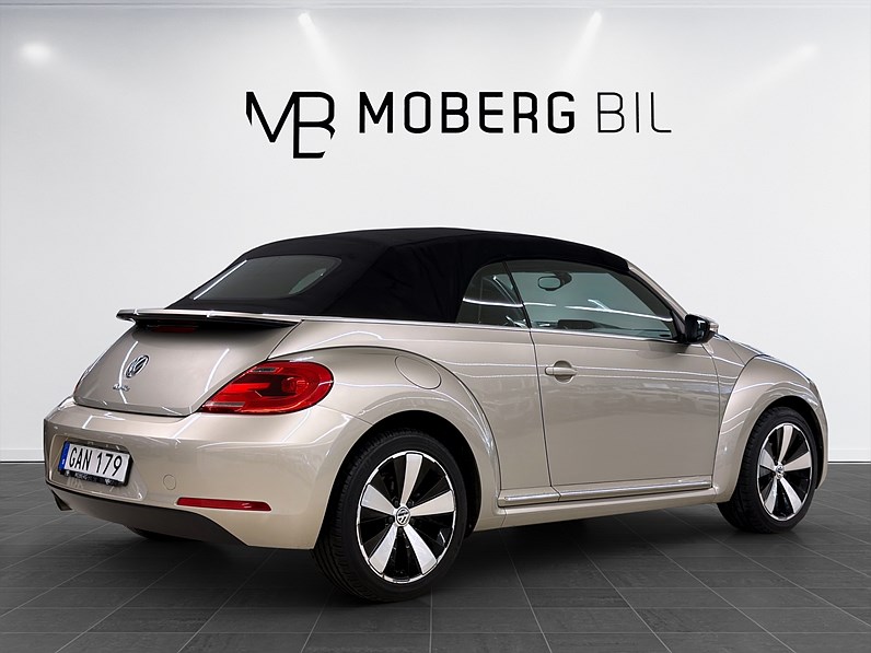 Cabriolet 1.2 TSI 105hk Base Bluetooth Årsskatt 756kr