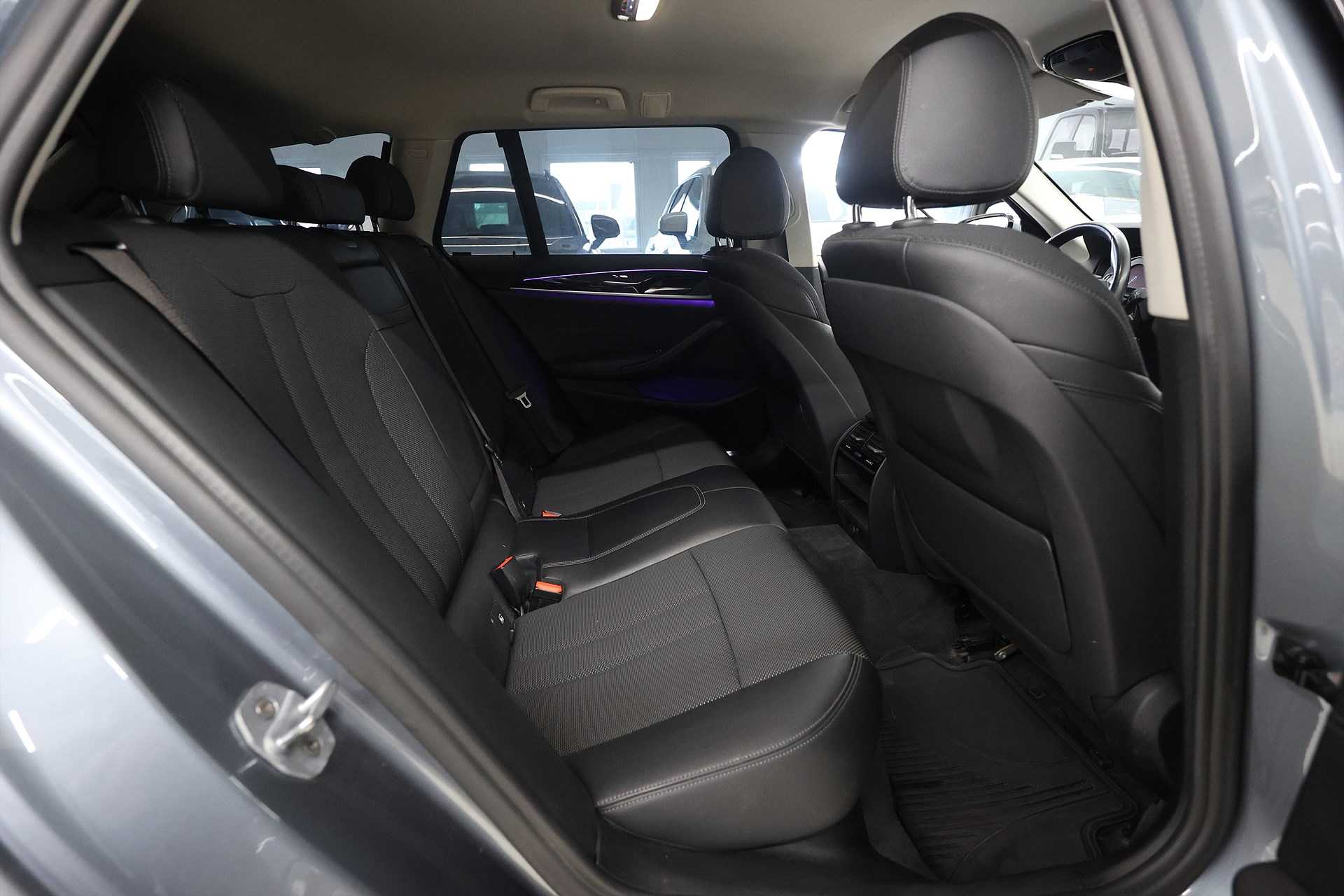 BMW 520d Touring 190hk Sport Line Navi PDC B-Kamera