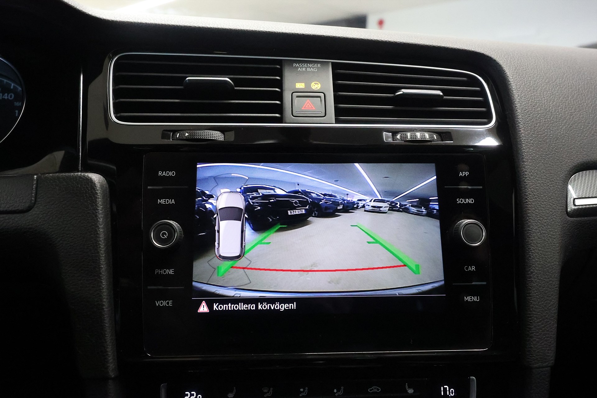 Volkswagen Golf 1.4 TSI 150hk R-Line Dynaudio Pano Värmare