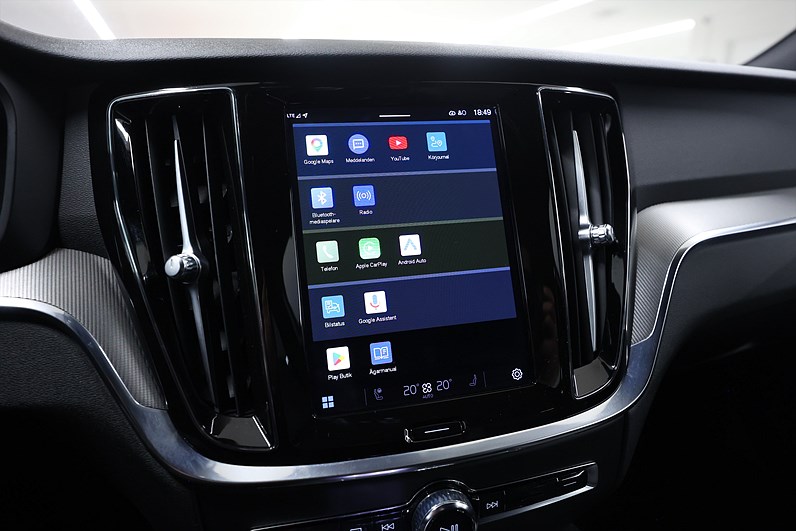 Volvo V60 Recharge T6 AWD 350hk Plus Dark Värmare B-kamera Navi