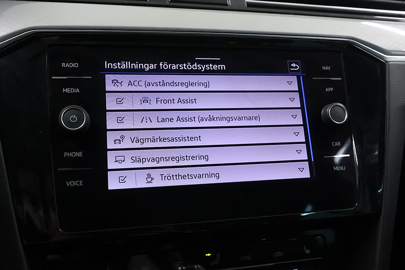 Volkswagen Passat Sportscombi GTE 218hk Dynaudio Värmare Drag