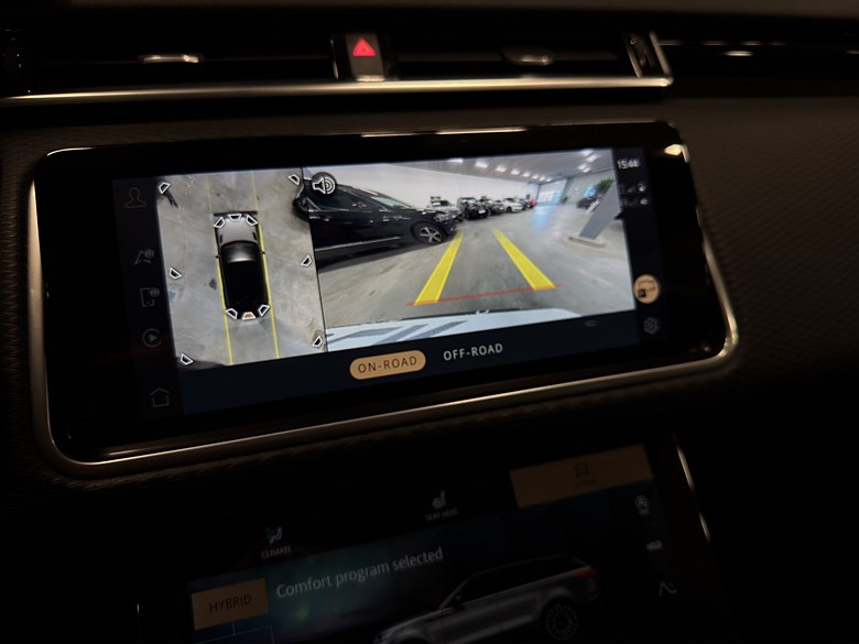 Range Rover Velar P400e R-Dynamic SE Pano 360° 2021, grå – bild 17 av 26, begagnad hos Niber i Järfälla