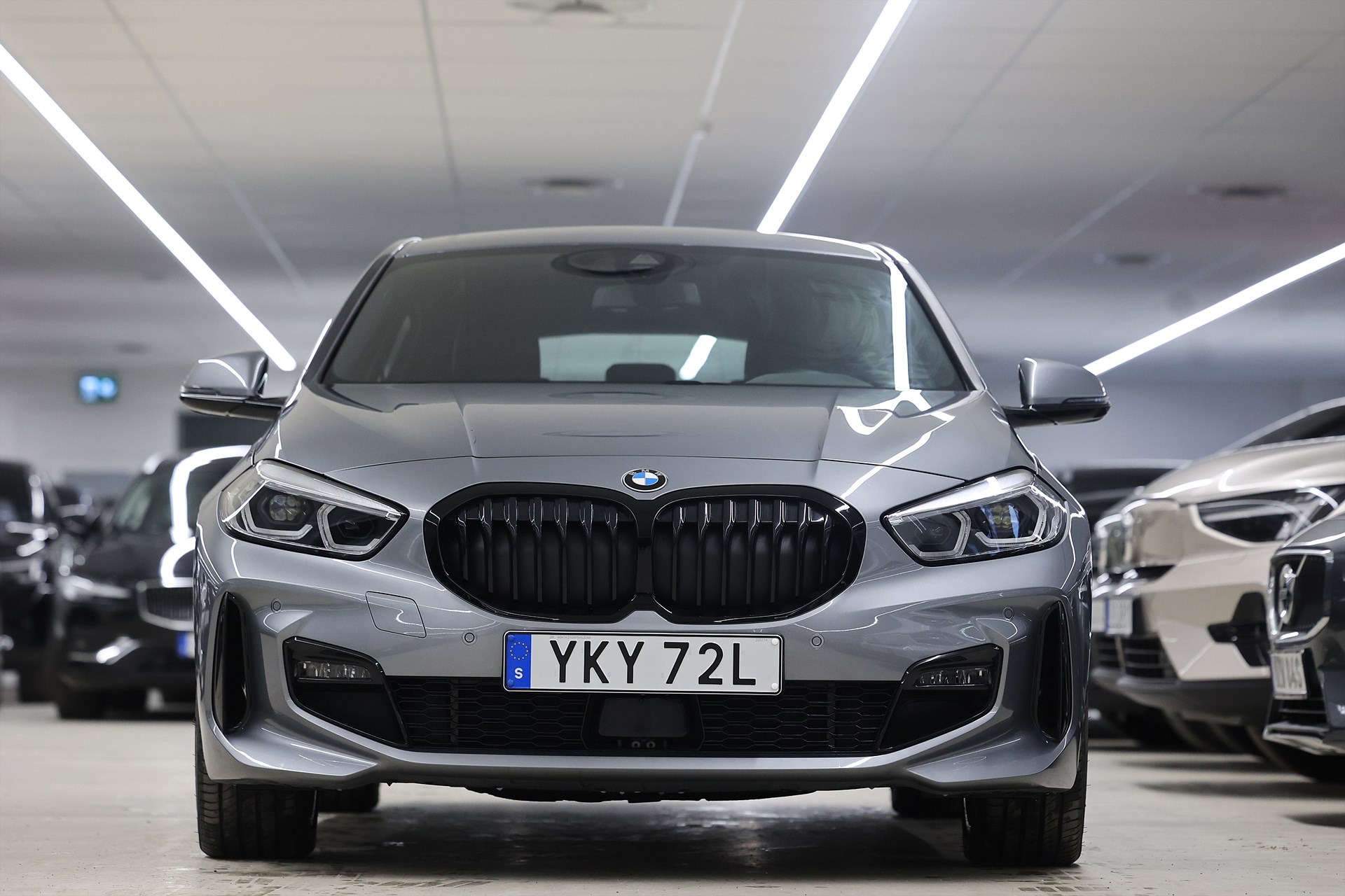 BMW 118i 136hk M Sport Shadow PDC CarPlay Navi