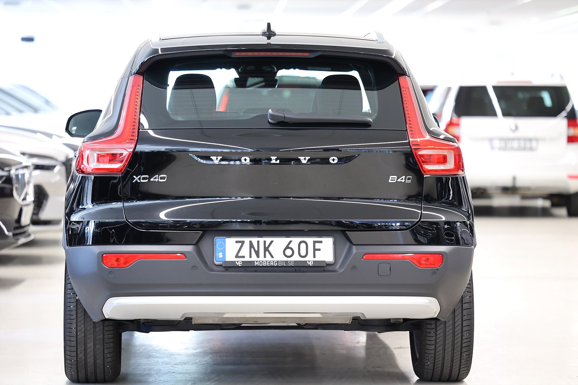 Volvo XC40 B4 AWD 197hk Core B-Kamera Keyless MOMS