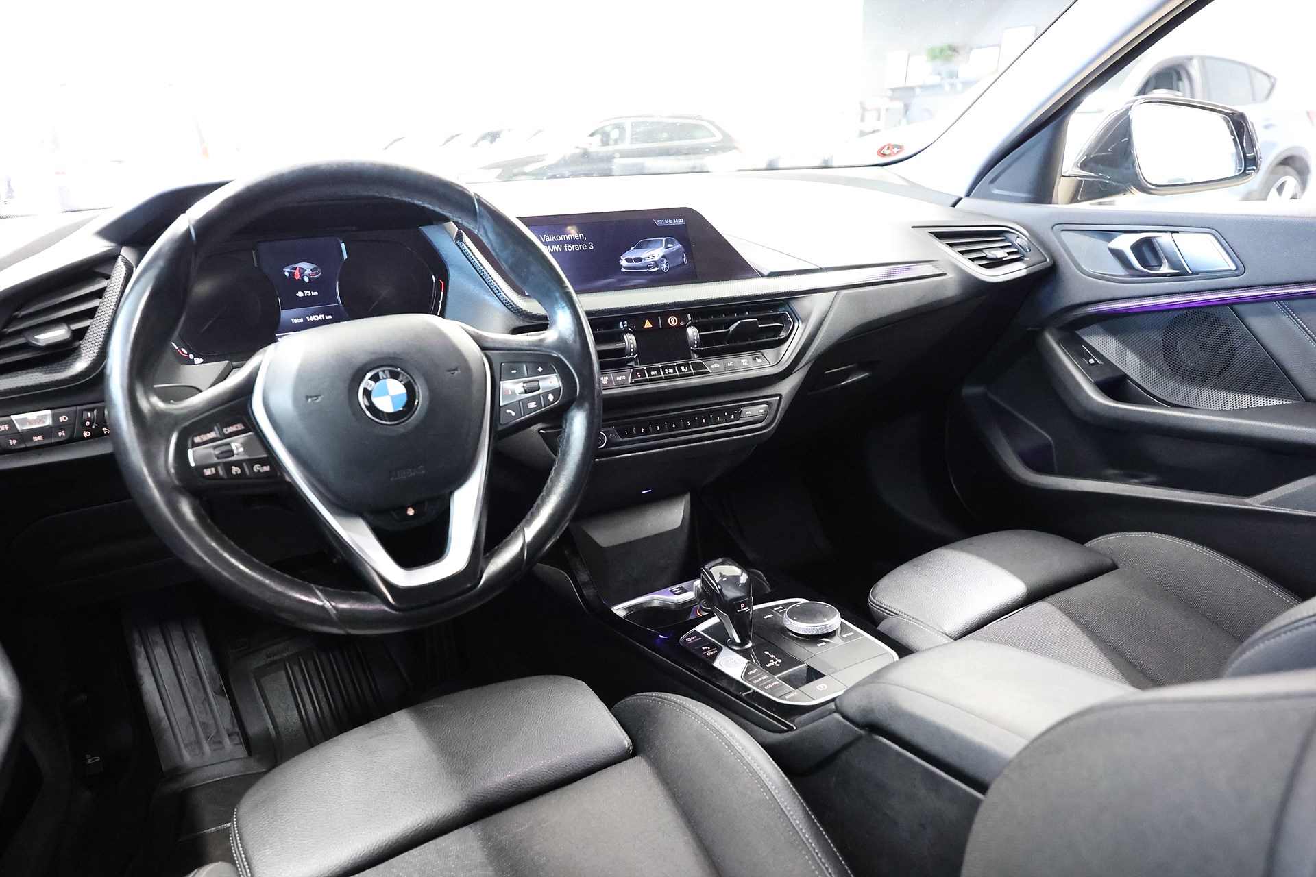 BMW 118i 140hk Sport Line PDC LED
