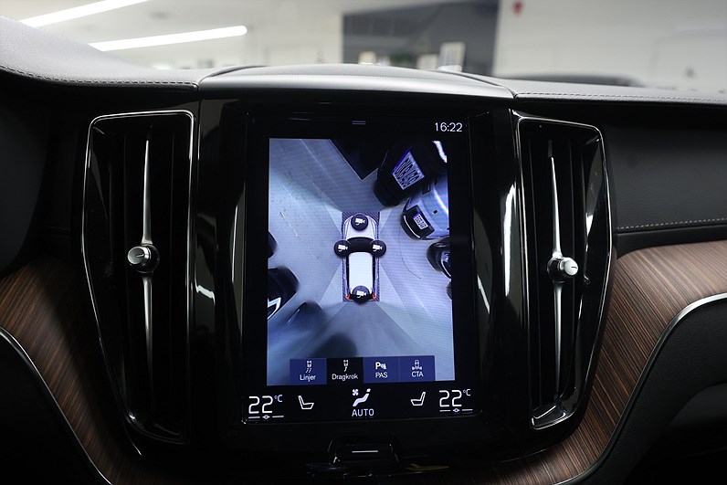 Volvo XC60 Recharge T8 AWD *Hjulkampanj!* Inscription HUD Pano 360