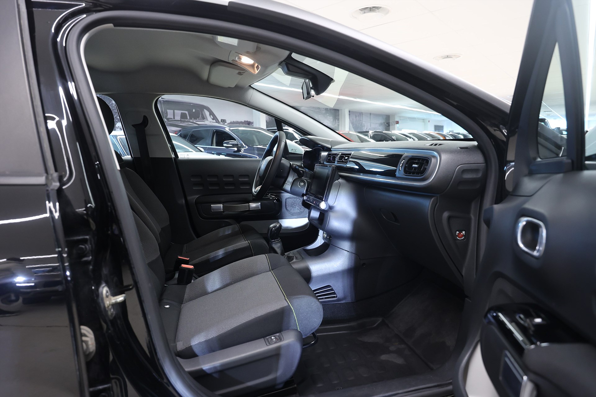 Citroën C3 1.2 PureTech 82hk FEEL PDC Carplay