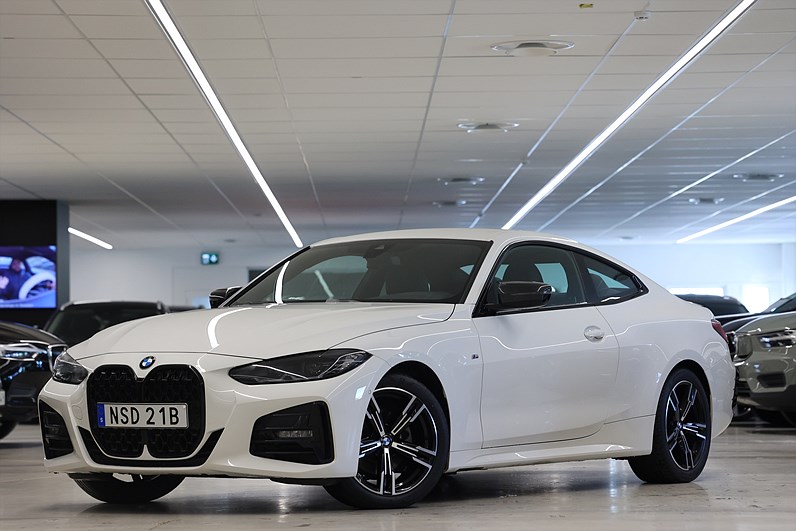 BMW 420i Coupé 184hk M Sport Alcantara B-kamera Rattvärme Carplay