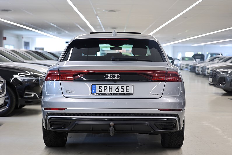 Audi Q8 50 TDI 286hk Q S-Line B&O 360-Kamera Pano Värmare Luftfjädring