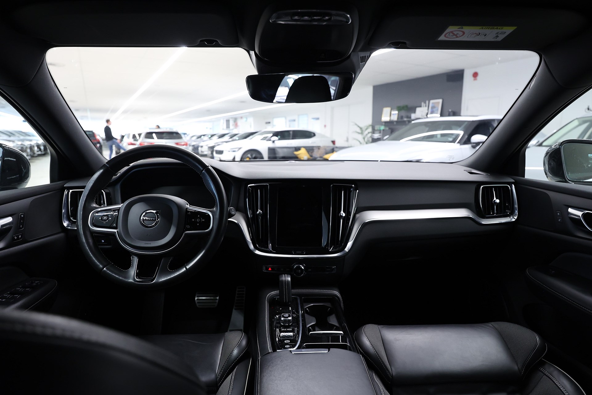 Volvo V60 T6 AWD TwEn 340hk R Design B-Kamera VOC Keyless