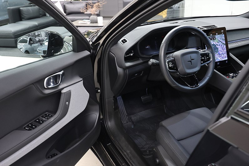 Polestar 2 Standard Range Single Motor 231hk *Hjulkampanj!* Plus H/K Pano MOMS