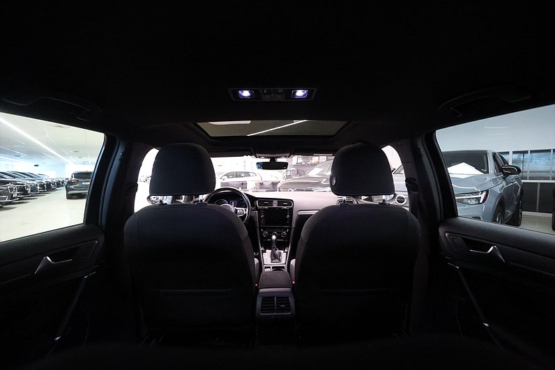 Volkswagen Golf 1.4 TSI 150hk R-Line Dynaudio Pano Värmare