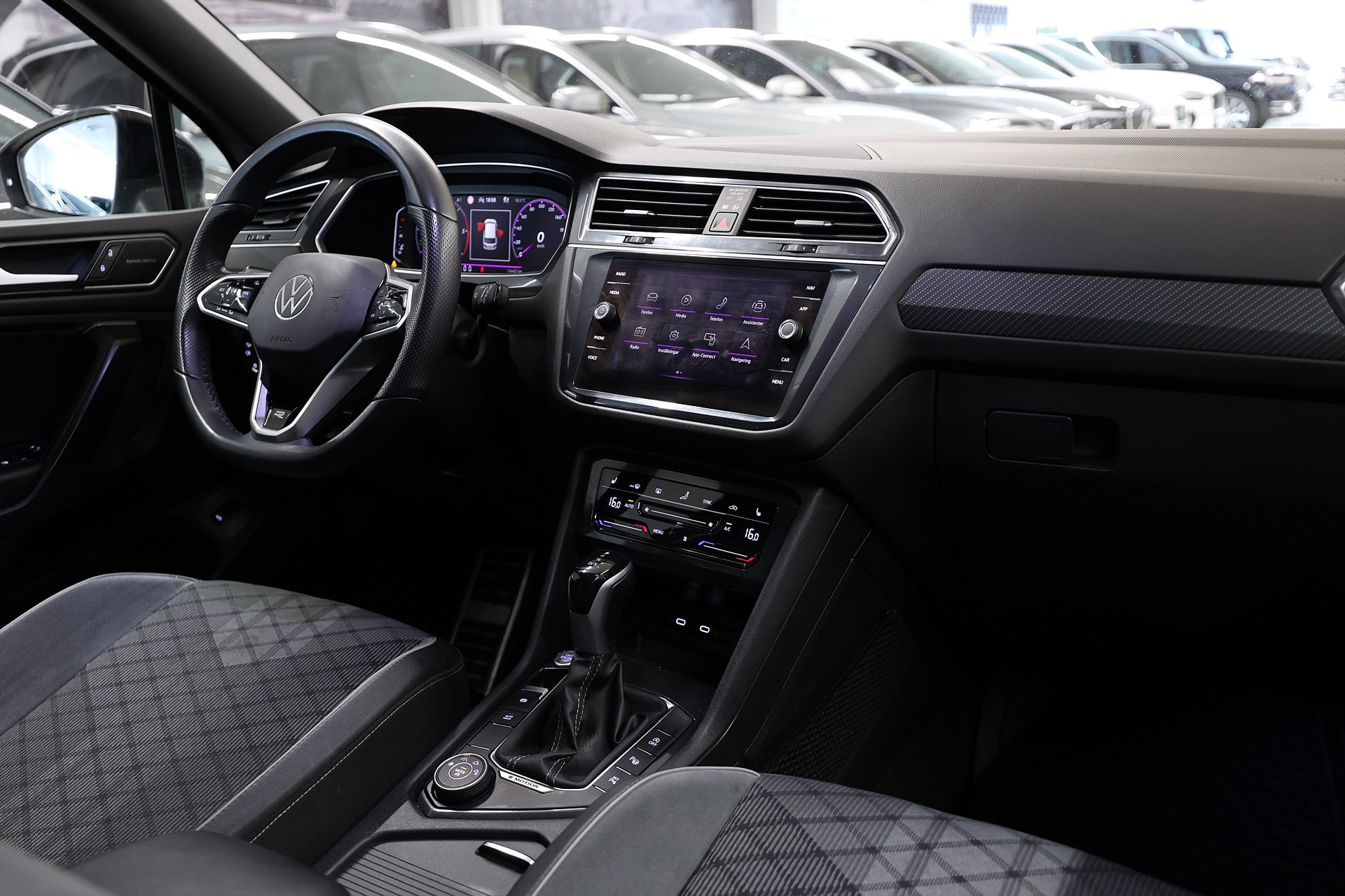Volkswagen Tiguan Allspace 2.0 TDI 200hk 4M R Line Pano 360 H/K Drag
