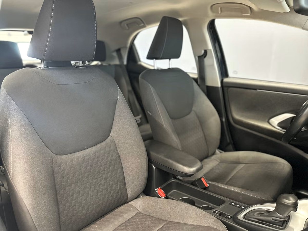 Toyota Yaris – bild 13