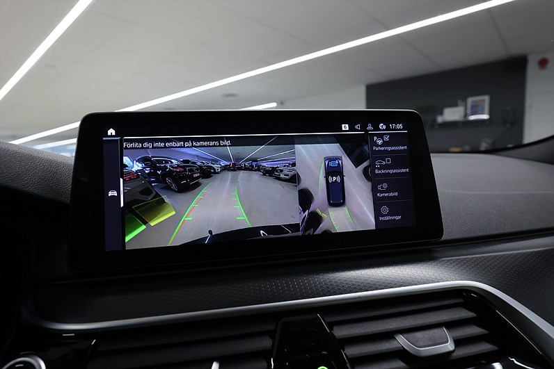 BMW 530e xDrive Touring M-Sport Innovation HUD Drag 360 MOMS