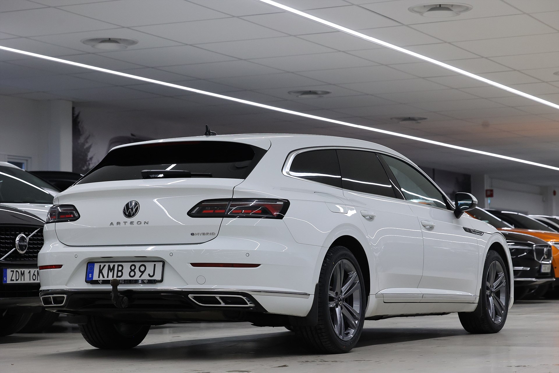 Volkswagen Arteon SB eHybrid 218hk *Hjulkampanj!* R-Line Drag