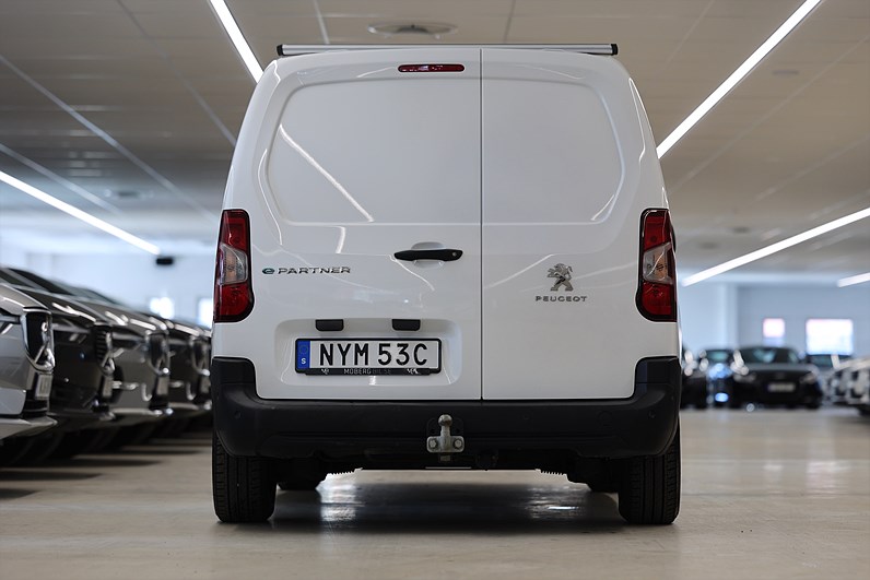 Peugeot e-Partner 136hk L2 V-Inrett Drag Värmare Navi CarPlay MOMS