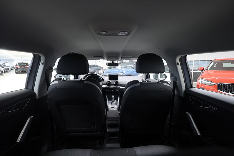 Audi Q2 1.4 TFSI 150hk Proline PDC LED Farth