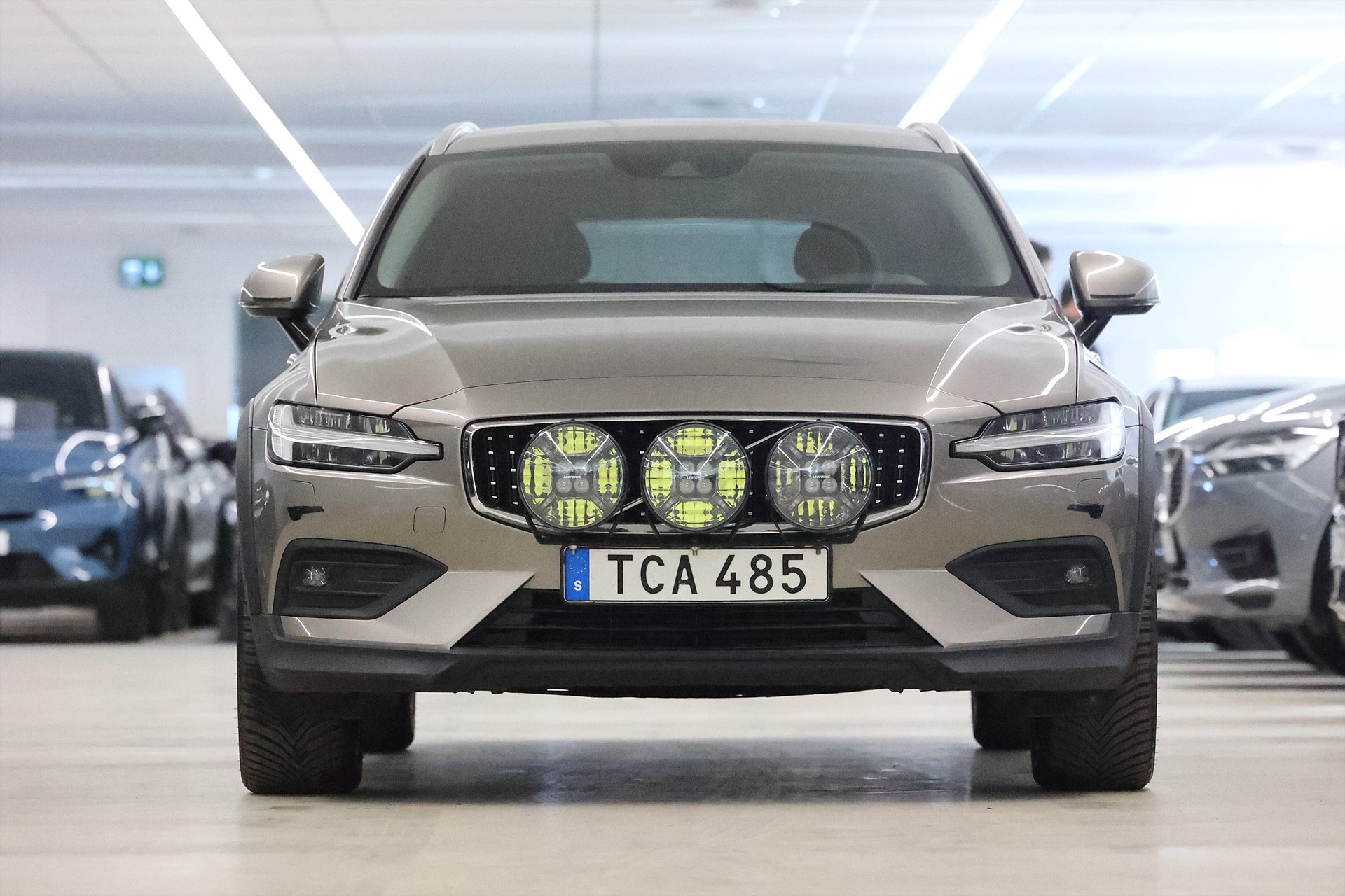 Volvo V60 Cross Country B4 AWD 197hk Momentum H/K Drag