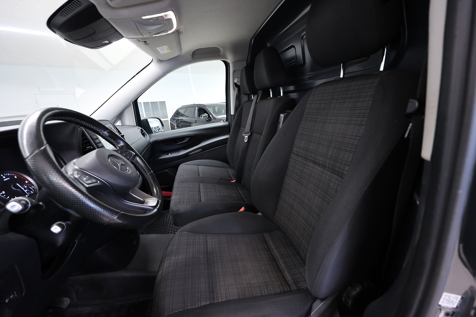 Mercedes-Benz Vito 116 4x4 163hk Lång B-kamera Drag