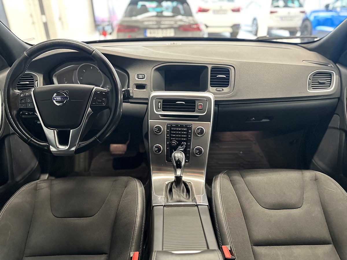 Volvo V60 Cross Country – bild 12