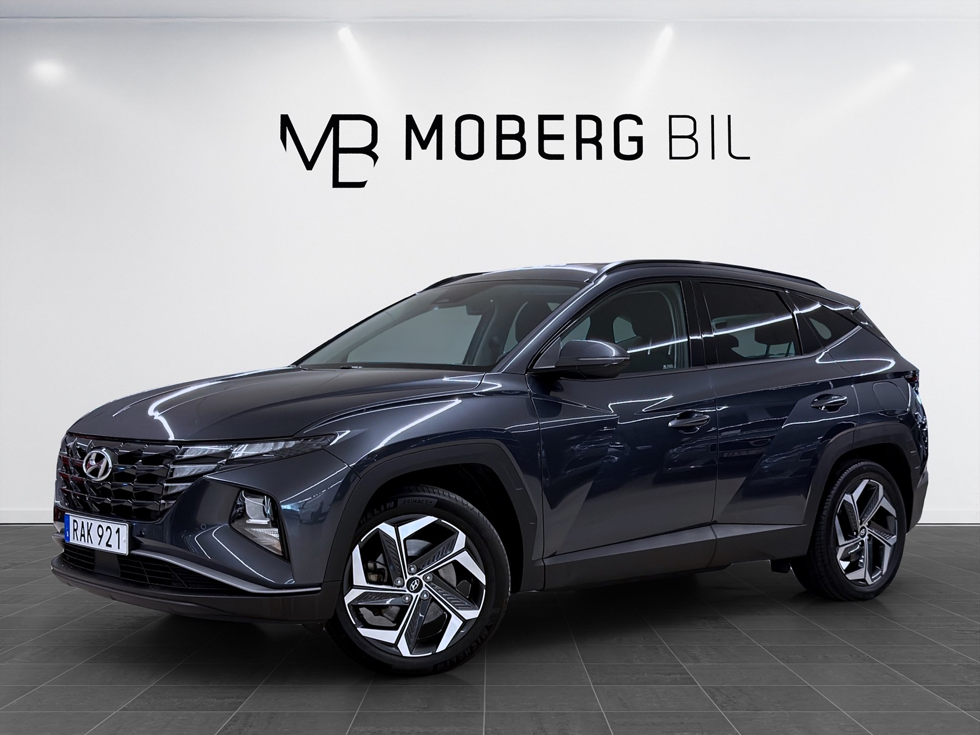 Hyundai Tucson PHEV 265hk Helg på Moberg! Essential B-Kamera Drag Navi