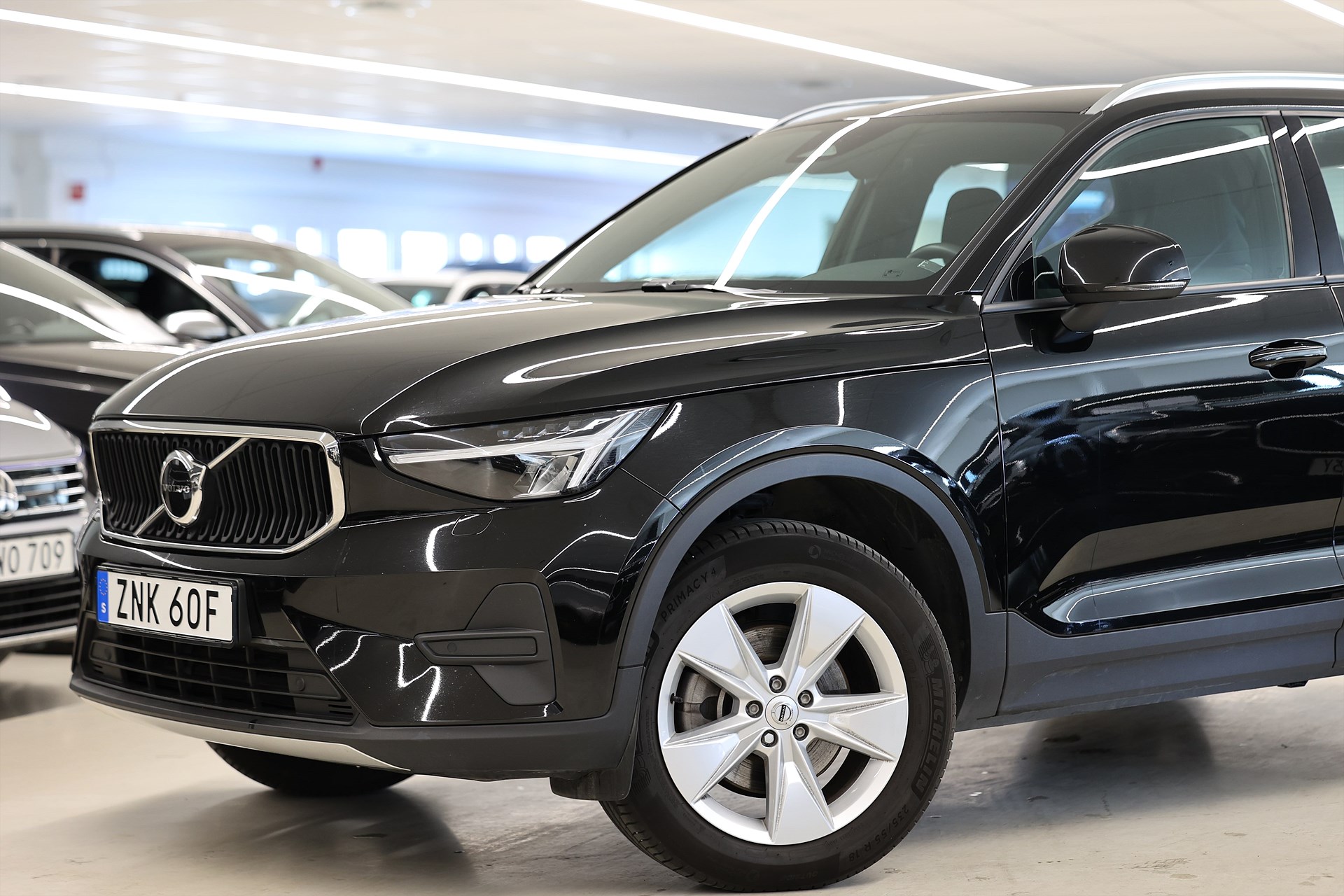 Volvo XC40 B4 AWD 197hk Core B-Kamera Keyless MOMS