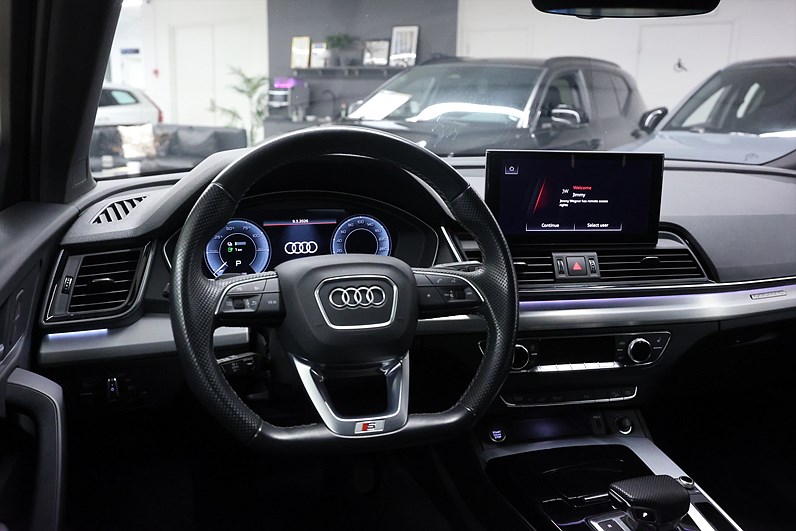 Audi Q5 Sportback 55 TFSI E 367hk S Line B&O B-Kamera Drag