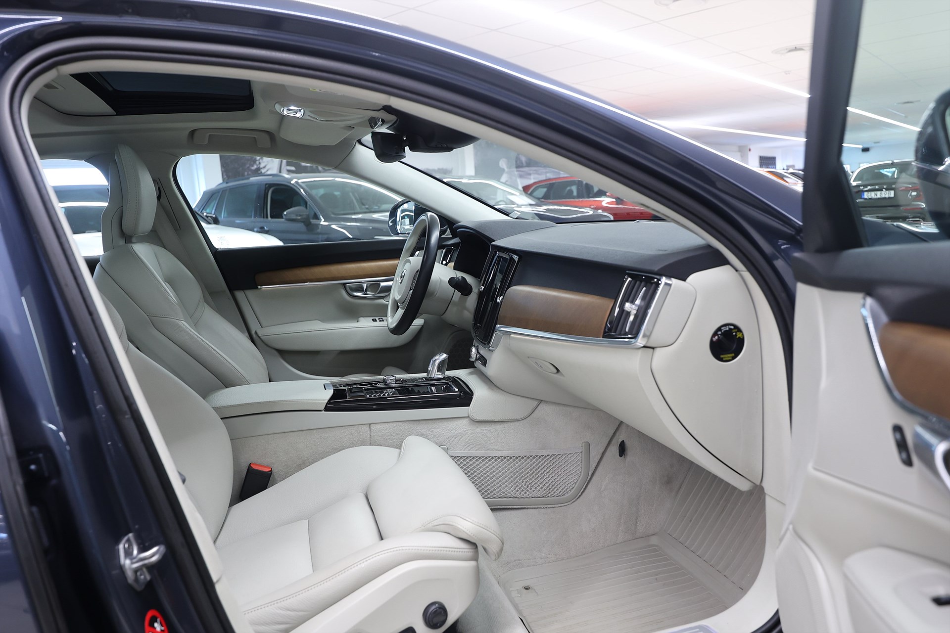 Volvo S90 T8 TwEn AWD 407hk Inscription Pano Drag