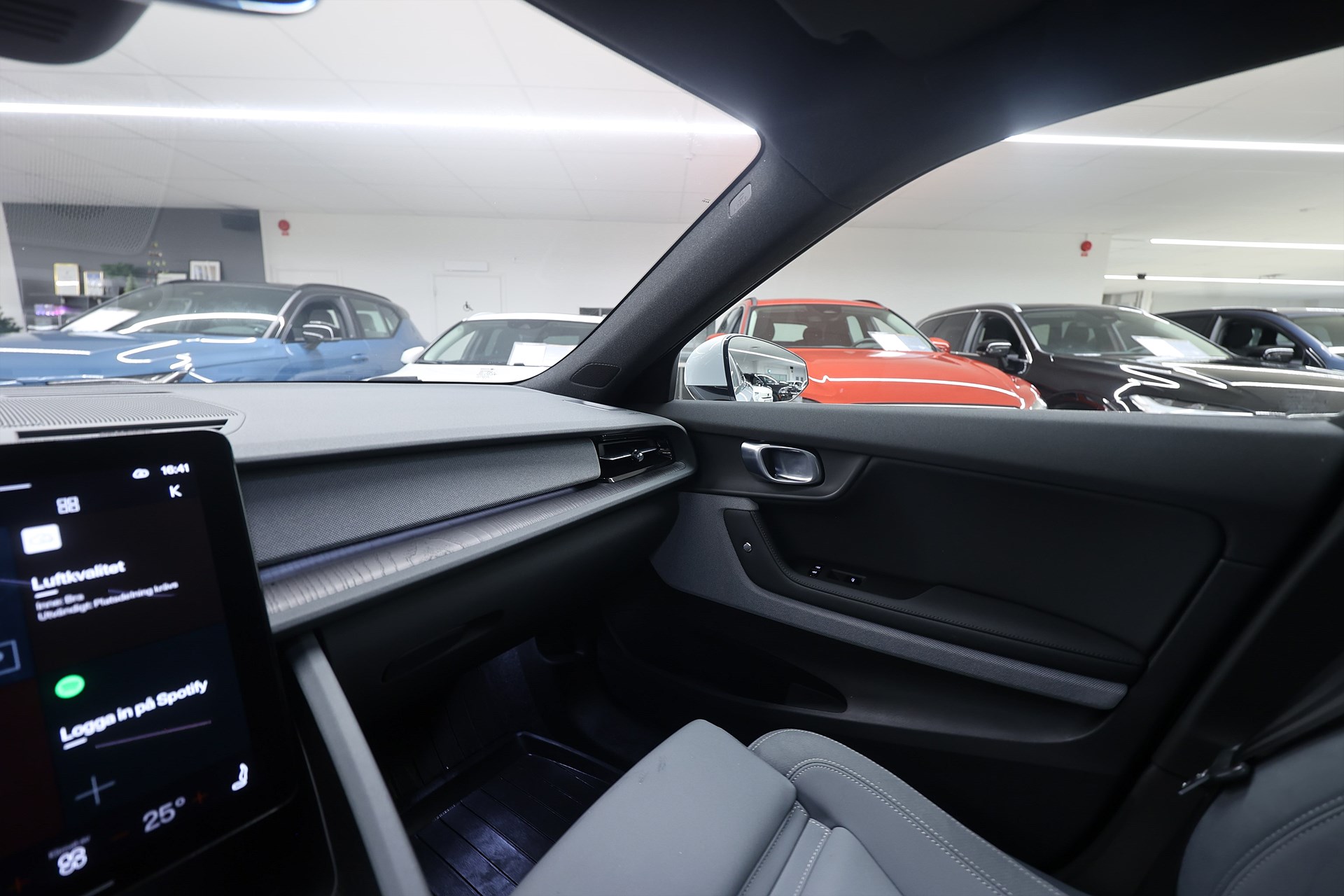 Polestar 2 Long Range Single Motor 231hk Plus H/K Pano