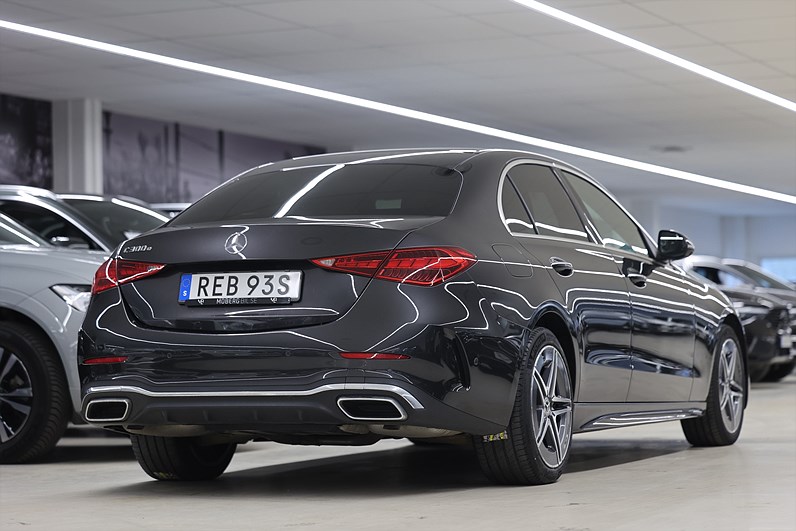 Mercedes-Benz C 300 e 313hk AMG 360 Pano Värmare Navi