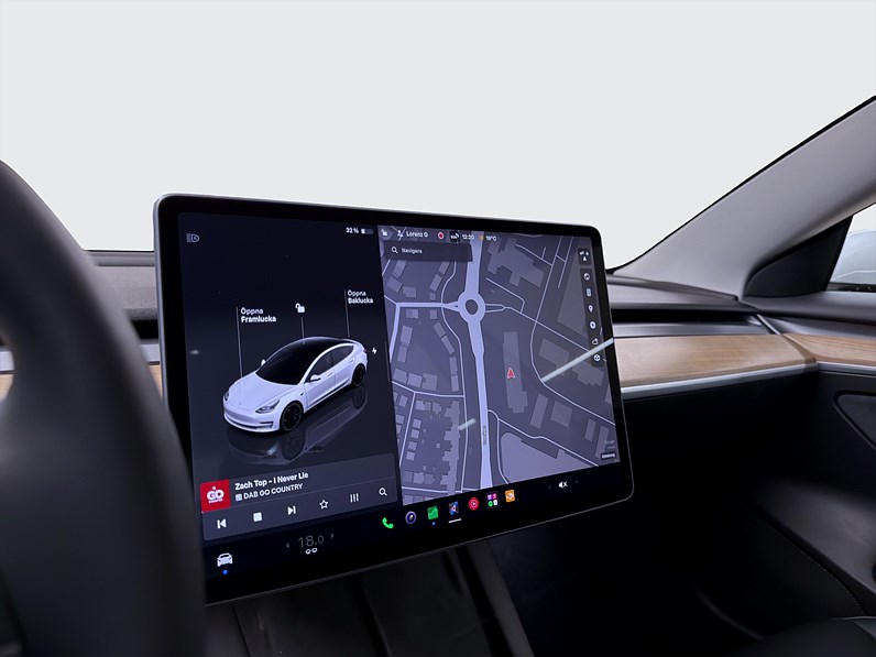 Tesla Model 3 Performance 513hk Pano B-Kamera Läder